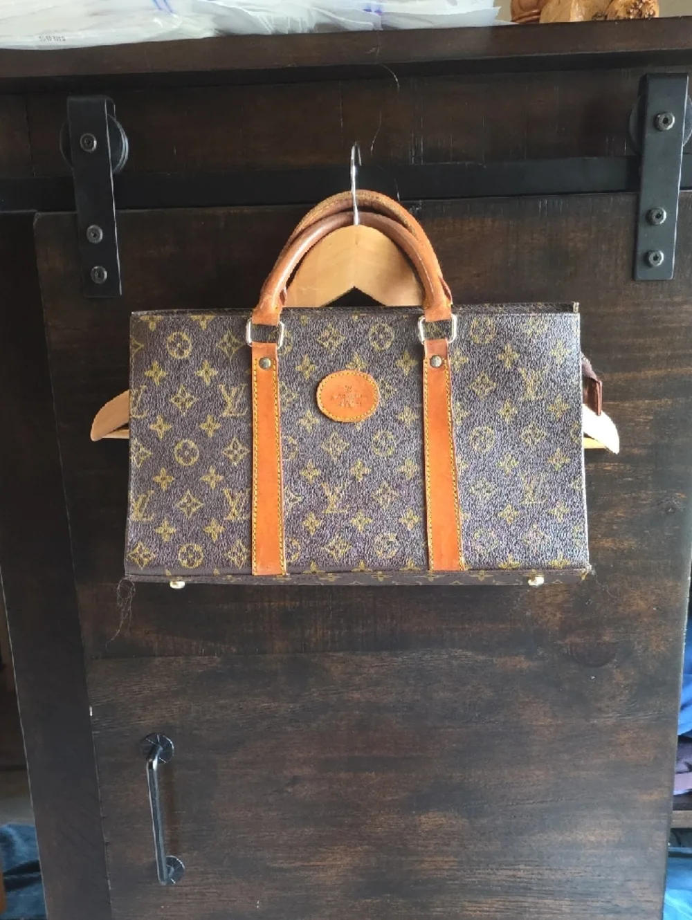 Louis Vuitton Monogram Canvas Briefcase with Tan Leather Trim - Picture 2 of 15